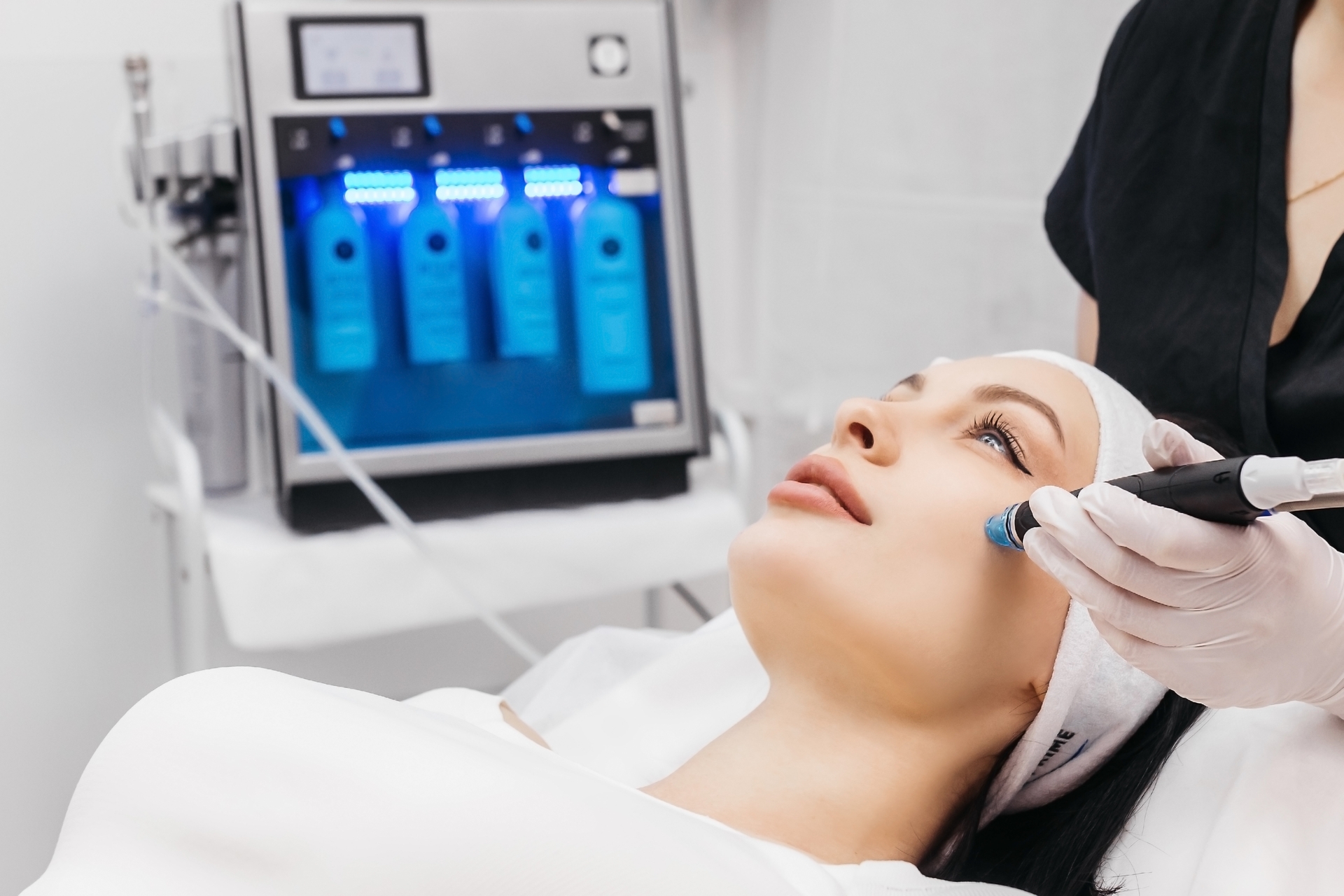Hydrafacial treatment